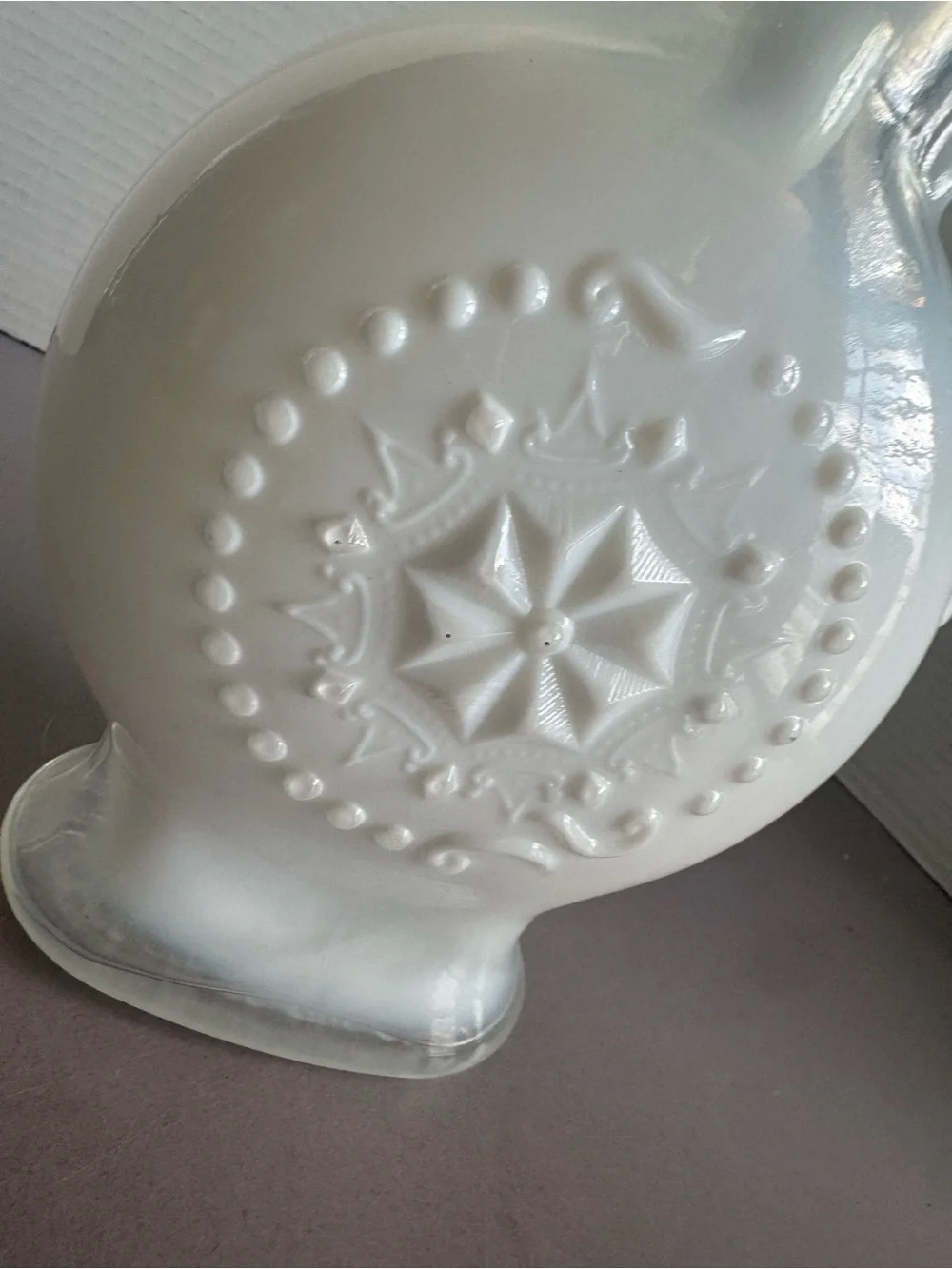 Vintage 1957 Decanter Jim Beam Opalescent